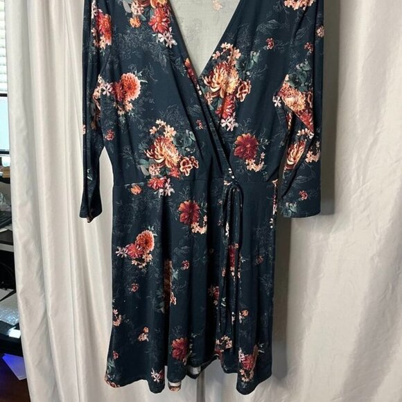Charming Charlie's Women’s Wrap Dress Large Floral 3/4 Sleeve Fit & Flare - Picture 9 of 10